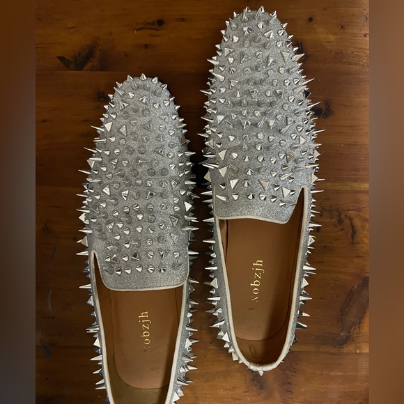 Silver spiked dress shoes - Prom, homecoming, weddings ect. Size 46 or 13 - Picture 2 of 8